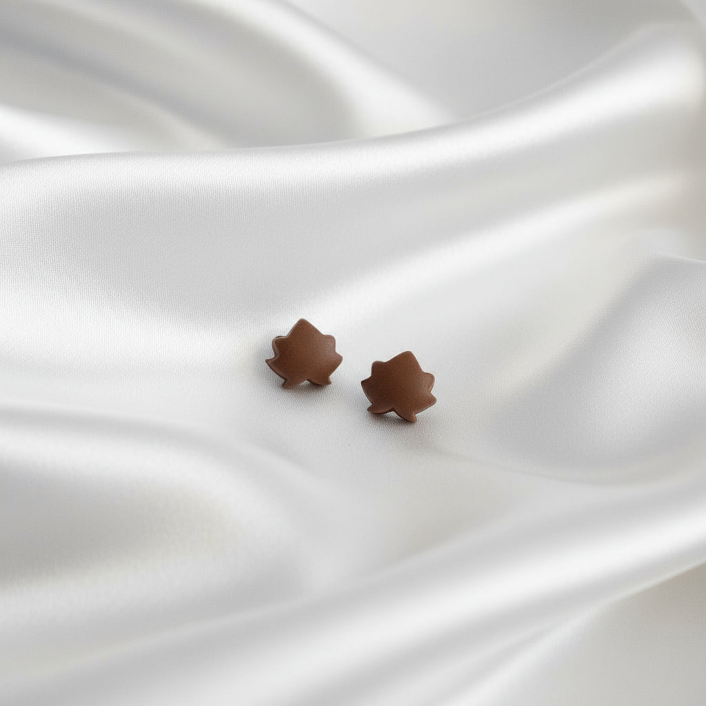 Cute Maple Leaf (Micro Stud)